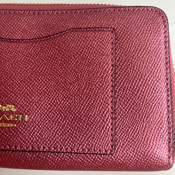 COACH Accordion Zip Wallet - Picture 4 of 12